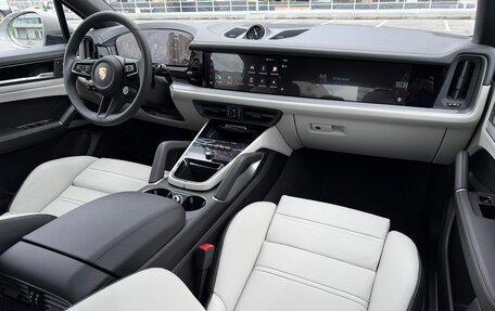 Porsche Cayenne III, 2025 год, 17 390 000 рублей, 17 фотография