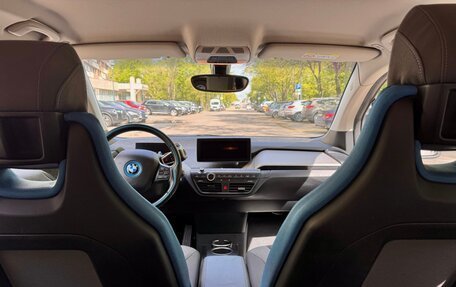 BMW i3 I01 рестайлинг, 2019 год, 2 700 000 рублей, 13 фотография