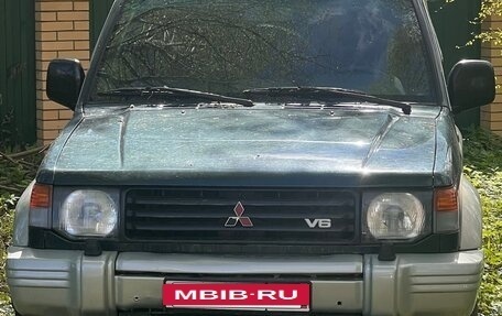 Mitsubishi Pajero III рестайлинг, 1996 год, 1 000 000 рублей, 3 фотография