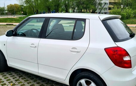Skoda Fabia II, 2011 год, 730 000 рублей, 3 фотография
