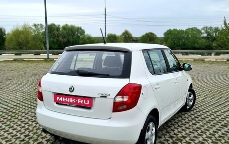 Skoda Fabia II, 2011 год, 730 000 рублей, 4 фотография