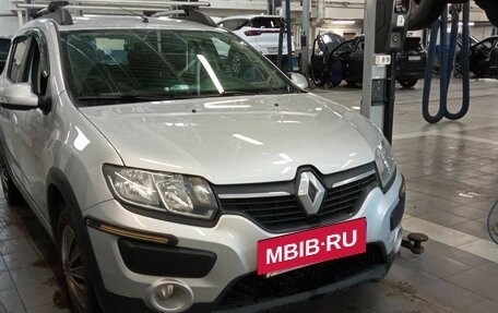 Renault Sandero II рестайлинг, 2017 год, 1 020 000 рублей, 2 фотография