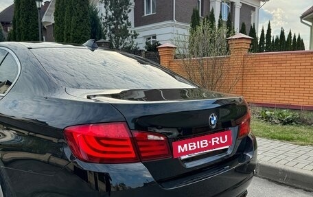 BMW 5 серия, 2010 год, 1 270 000 рублей, 6 фотография