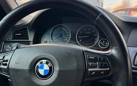 BMW 5 серия, 2010 год, 1 270 000 рублей, 13 фотография