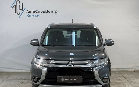 Mitsubishi Outlander III рестайлинг 3, 2016 год, 2 099 800 рублей, 12 фотография