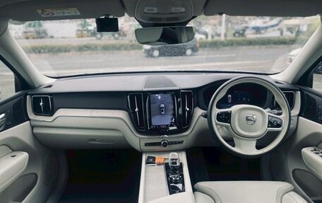Volvo XC60 II, 2022 год, 3 595 000 рублей, 9 фотография
