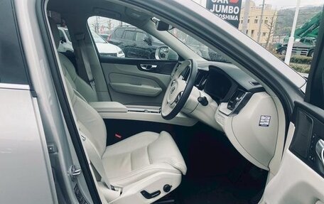 Volvo XC60 II, 2022 год, 3 595 000 рублей, 13 фотография