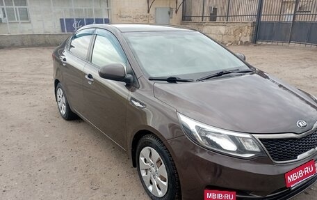 KIA Rio III рестайлинг, 2016 год, 1 030 000 рублей, 2 фотография