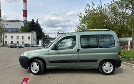 Peugeot Partner II рестайлинг 2, 2010 год, 549 000 рублей, 2 фотография