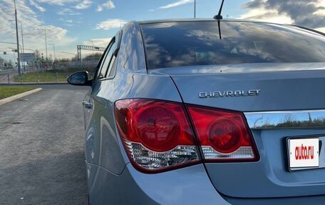Chevrolet Cruze II, 2011 год, 949 000 рублей, 10 фотография