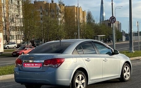 Chevrolet Cruze II, 2011 год, 949 000 рублей, 8 фотография