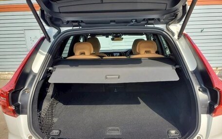 Volvo XC60 II, 2022 год, 3 740 000 рублей, 13 фотография