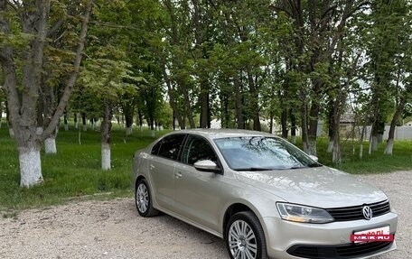 Volkswagen Jetta VI, 2012 год, 895 000 рублей, 6 фотография