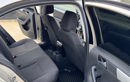 Volkswagen Jetta VI, 2012 год, 895 000 рублей, 18 фотография