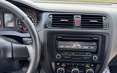 Volkswagen Jetta VI, 2012 год, 895 000 рублей, 14 фотография