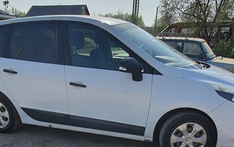 Renault Scenic III, 2009 год, 890 000 рублей, 9 фотография