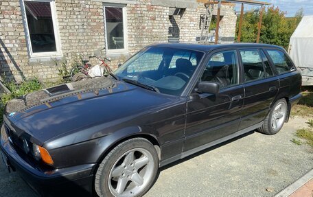 BMW 5 серия, 1992 год, 800 000 рублей, 3 фотография