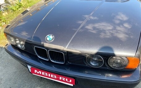 BMW 5 серия, 1992 год, 800 000 рублей, 10 фотография