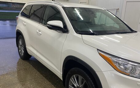 Toyota Highlander III, 2014 год, 3 000 000 рублей, 6 фотография