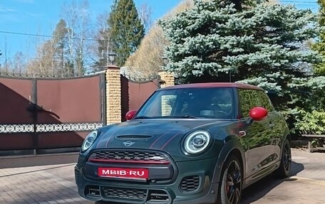 MINI Hatch, 2018 год, 2 440 000 рублей, 1 фотография