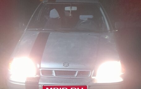 Suzuki Swift II, 2000 год, 90 000 рублей, 1 фотография