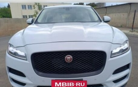 Jaguar F-Pace, 2019 год, 1 800 000 рублей, 5 фотография