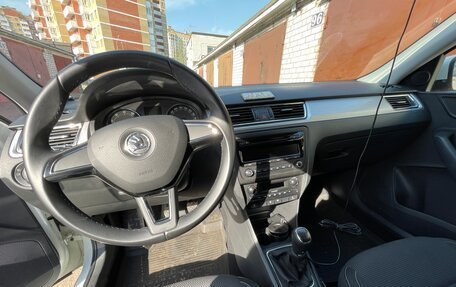 Skoda Rapid I, 2014 год, 1 300 000 рублей, 8 фотография