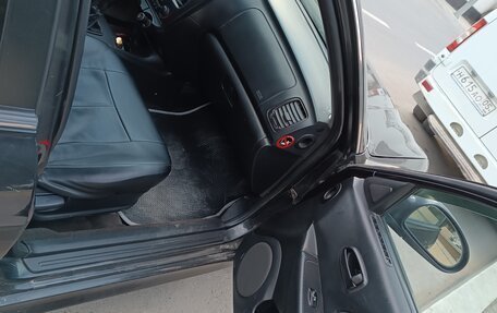 Hyundai Sonata IV рестайлинг, 2005 год, 380 000 рублей, 10 фотография