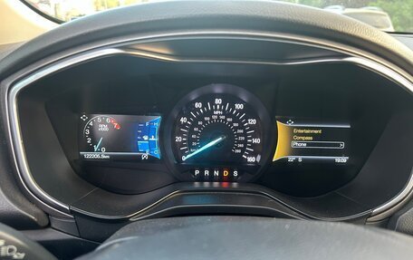 Ford Fusion (North America) II, 2018 год, 1 750 000 рублей, 21 фотография