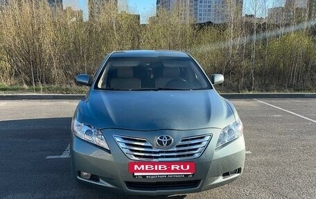 Toyota Camry, 2006 год, 900 000 рублей, 2 фотография