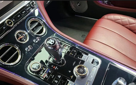 Bentley Continental GT III, 2022 год, 18 050 000 рублей, 10 фотография