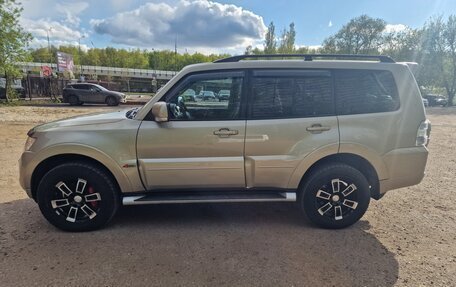 Mitsubishi Pajero IV, 2012 год, 2 550 000 рублей, 2 фотография