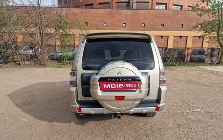 Mitsubishi Pajero IV, 2012 год, 2 550 000 рублей, 3 фотография