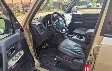 Mitsubishi Pajero IV, 2012 год, 2 550 000 рублей, 20 фотография
