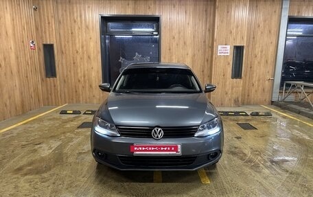 Volkswagen Jetta VI, 2012 год, 990 000 рублей, 6 фотография