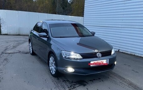 Volkswagen Jetta VI, 2012 год, 990 000 рублей, 22 фотография