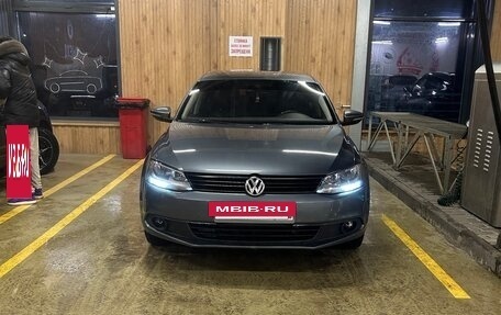 Volkswagen Jetta VI, 2012 год, 990 000 рублей, 14 фотография