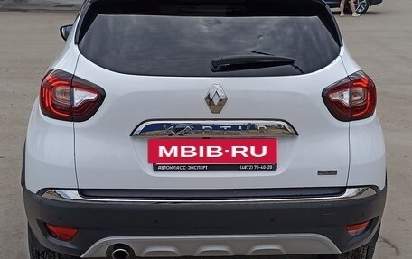 Renault Kaptur I рестайлинг, 2021 год, 2 230 000 рублей, 5 фотография