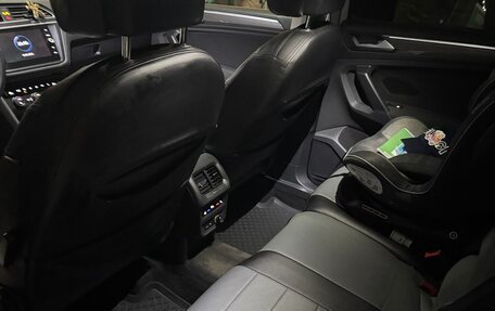 Volkswagen Tiguan II, 2019 год, 2 400 000 рублей, 9 фотография