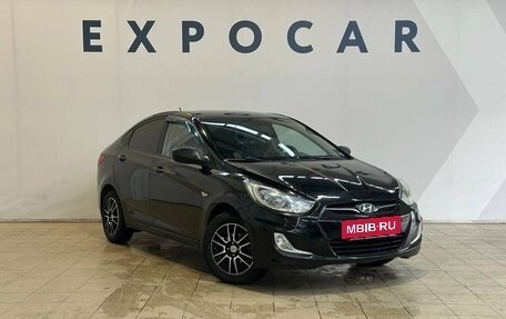Hyundai Solaris II рестайлинг, 2013 год, 590 000 рублей, 4 фотография