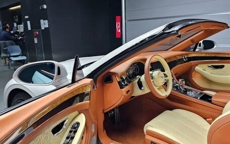 Bentley Continental GT III, 2022 год, 29 553 788 рублей, 7 фотография