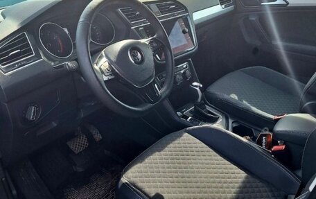 Volkswagen Tiguan II, 2017 год, 2 750 000 рублей, 6 фотография