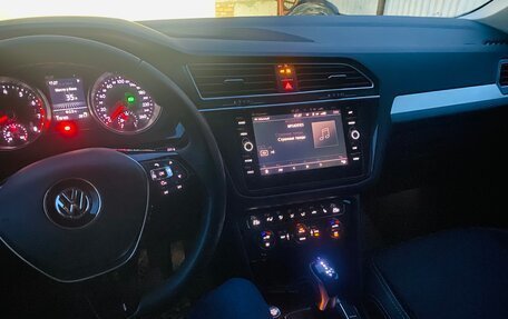 Volkswagen Tiguan II, 2017 год, 2 750 000 рублей, 7 фотография