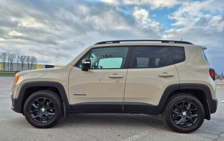 Jeep Renegade I рестайлинг, 2015 год, 1 999 000 рублей, 5 фотография