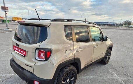 Jeep Renegade I рестайлинг, 2015 год, 1 999 000 рублей, 7 фотография