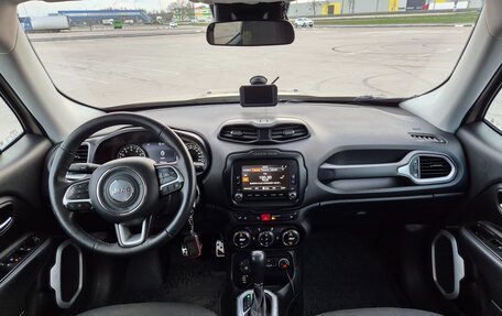 Jeep Renegade I рестайлинг, 2015 год, 1 999 000 рублей, 20 фотография