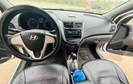 Hyundai Solaris II рестайлинг, 2012 год, 650 000 рублей, 5 фотография