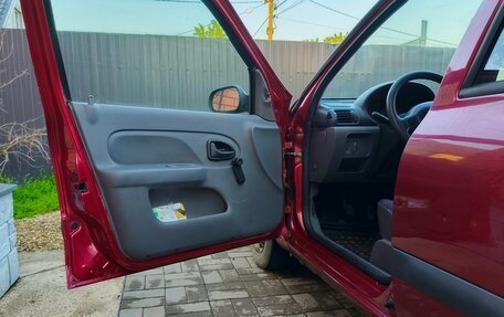 Renault Clio III, 2001 год, 260 000 рублей, 9 фотография