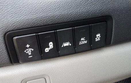 KIA Carnival III, 2019 год, 2 000 000 рублей, 10 фотография