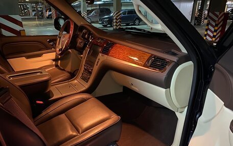 Cadillac Escalade III, 2013 год, 5 000 000 рублей, 16 фотография